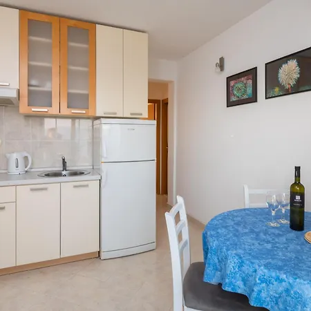 Apartment Sail Away Marusici (Split-Dalmatia)